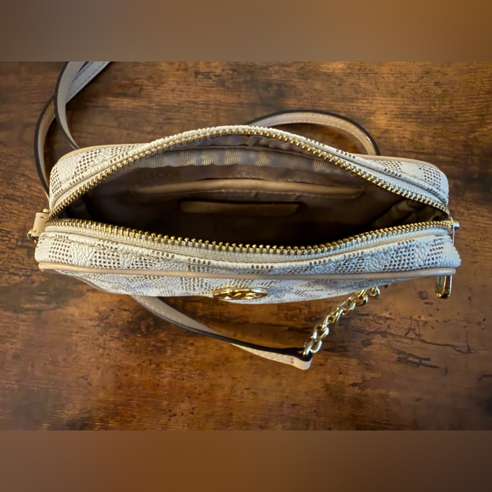 Michael Kors Cream Logo Crossbody with Gold Hardware - Picture 5 of 5